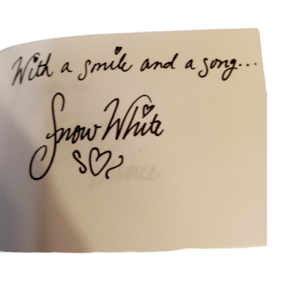 Disney World Year of A Million Dreams Pass and Book of 15 Character Signatures - Picture 11 of 13